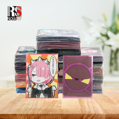 Bàn bếp nhựa Anime Game Card Protector tay áo tùy chỉnh kích thước và in logo