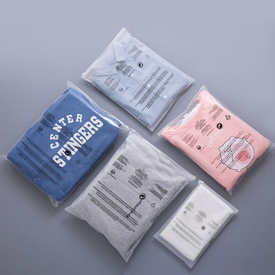 CPE / PE / PPE in Poly Bag chống ẩm Mylar Frosted Zip Lock Bags cho quần áo