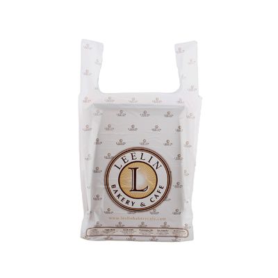 Đặt tay vào túi nhựa T-shirt túi mua sắm cho giải trí